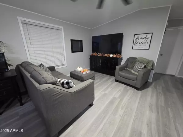 Mesa, AZ 85208,9539 E ARBOR Circle