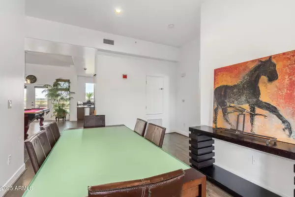 Tempe, AZ 85288,945 E Playa del Norte Drive #3004