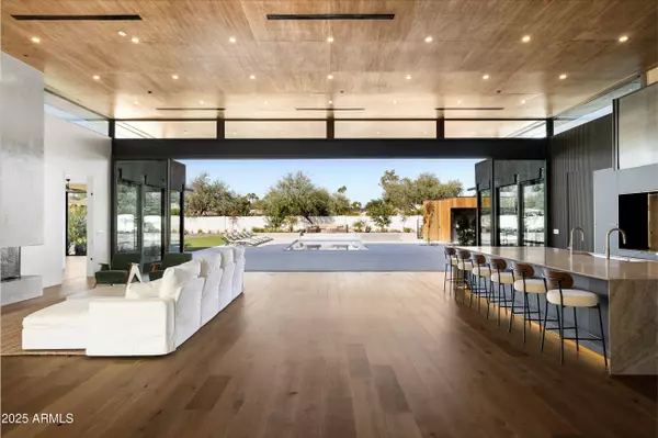 Scottsdale, AZ 85254,6026 E PERSHING Avenue