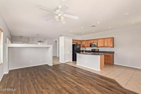 Maricopa, AZ 85139,45071 W DESERT CEDARS Lane