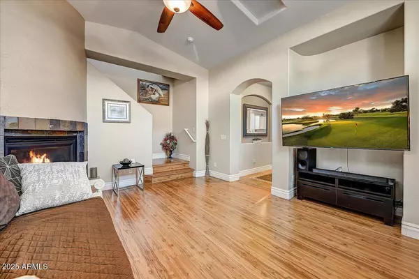 Phoenix, AZ 85085,2383 W JAKE Haven