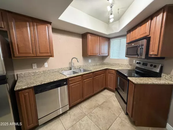 Scottsdale, AZ 85257,835 N GRANITE REEF Road #34