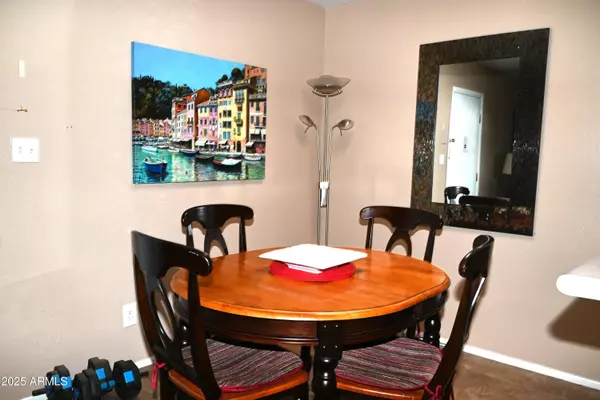 Scottsdale, AZ 85258,8649 E Royal Palm Road #225