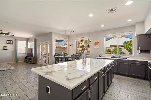 Litchfield Park, AZ 85340,13008 W CAMPBELL Avenue