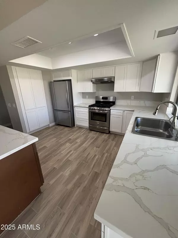 Phoenix, AZ 85023,14815 N 24th Drive