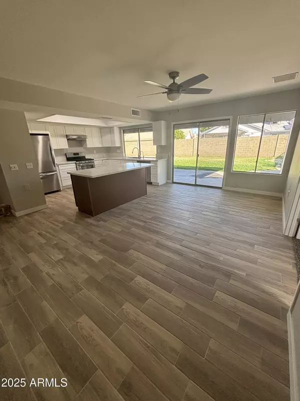 Phoenix, AZ 85023,14815 N 24th Drive