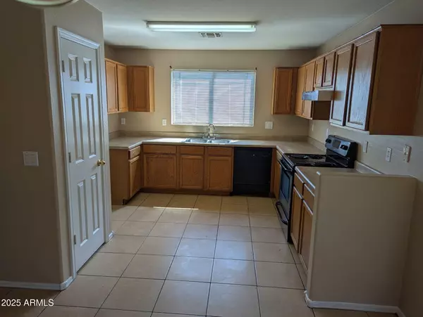 Tolleson, AZ 85353,10540 W Mohave Street