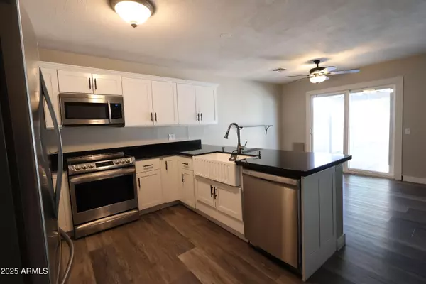 Phoenix, AZ 85027,20230 N 32nd Lane