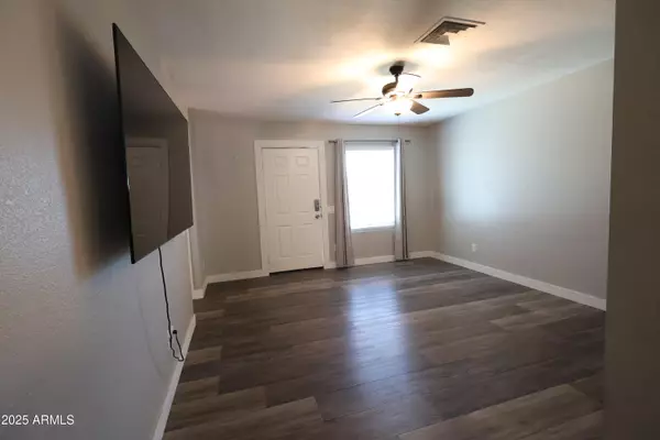 Phoenix, AZ 85027,20230 N 32nd Lane