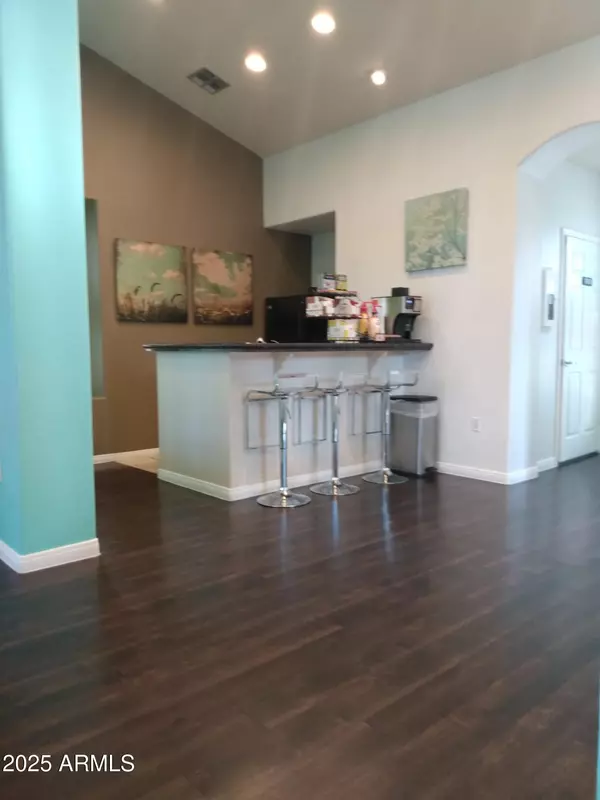 Phoenix, AZ 85013,3848 N 3RD Avenue #2071