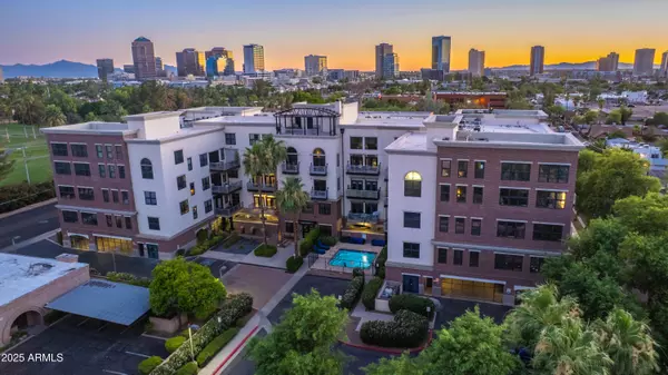 Phoenix, AZ 85014,914 E OSBORN Road #208