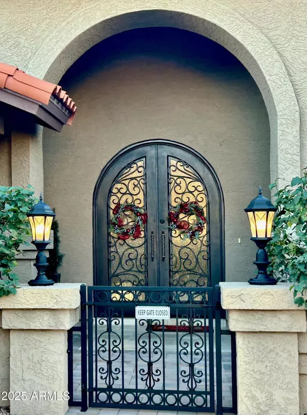 Scottsdale, AZ 85258,8397 E THOROUGHBRED Trail