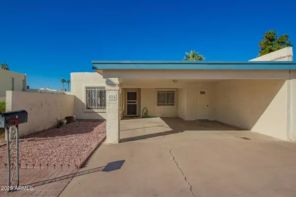 Chandler, AZ 85225,524 N BEVERLY Street