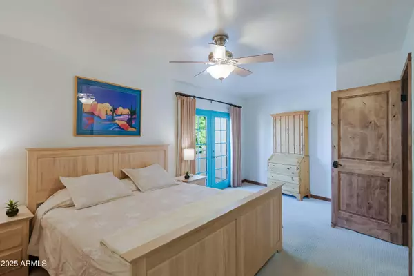 Paradise Valley, AZ 85253,6150 N Scottsdale Road #1