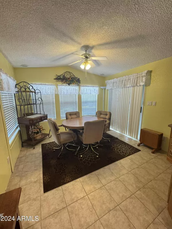 Apache Junction, AZ 85119,262 W KIOWA Circle