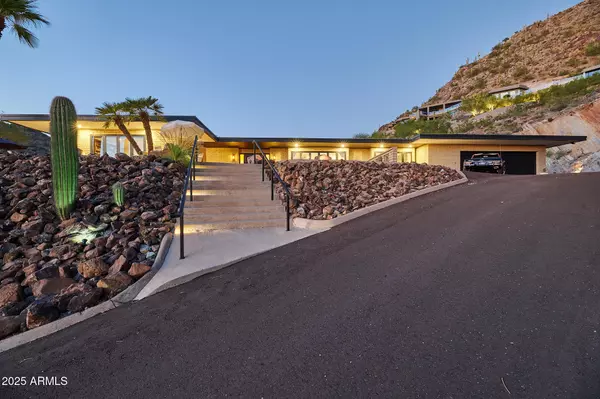 Paradise Valley, AZ 85253,4016 E FLYNN Lane