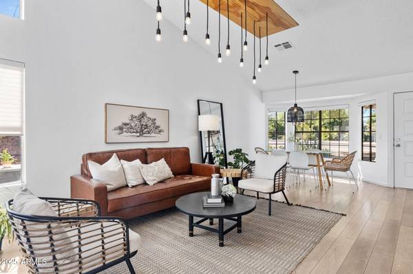 Phoenix, AZ 85022,16209 N 16TH Street