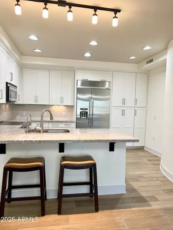 Scottsdale, AZ 85251,4803 N WOODMERE FAIRWAY -- #1004