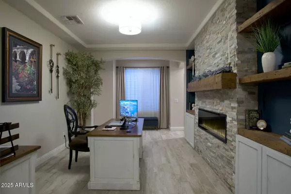 Gilbert, AZ 85298,1690 E NIGHTINGALE Lane