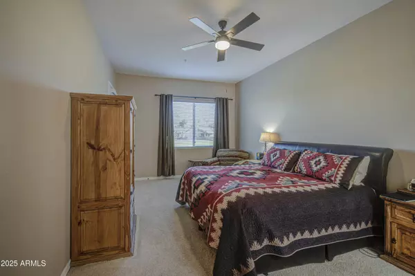 Chandler, AZ 85248,3800 S CANTABRIA Circle #1041