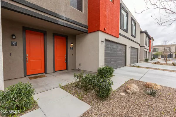 Phoenix, AZ 85018,2950 N 38TH Street #4