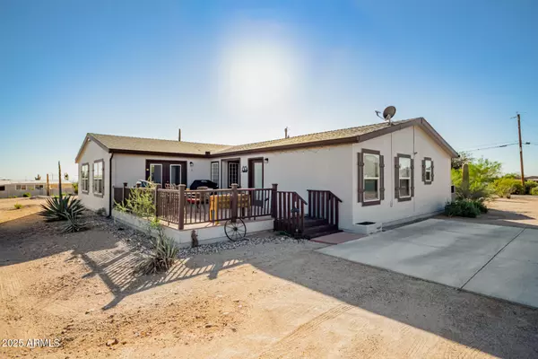 4753 N SAGUARO Drive, Apache Junction, AZ 85120