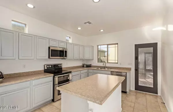 Phoenix, AZ 85037,9171 W BERKELEY Road