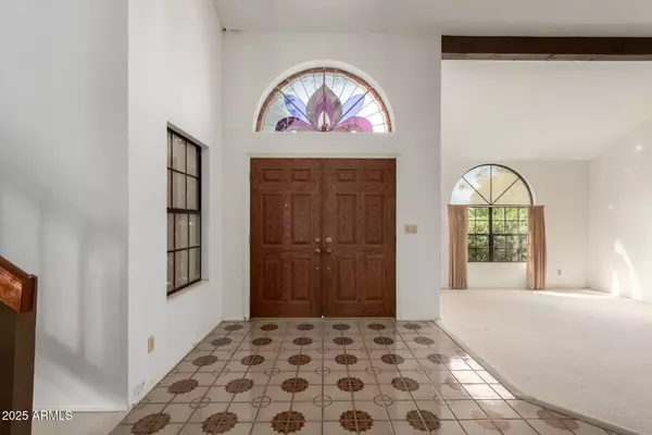 Scottsdale, AZ 85254,5526 E TERRY Drive