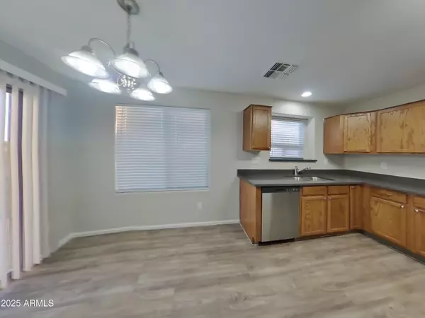 San Tan Valley, AZ 85143,29459 N BLACKFOOT DAISY Drive