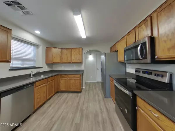 San Tan Valley, AZ 85143,29459 N BLACKFOOT DAISY Drive