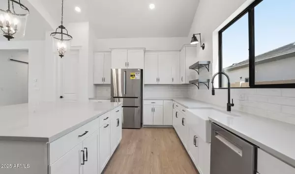 San Tan Valley, AZ 85140,641 E Grayling Road