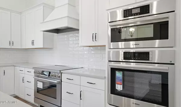 San Tan Valley, AZ 85140,641 E Grayling Road