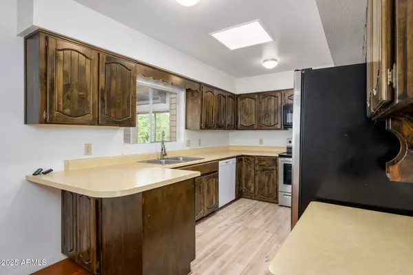 Fountain Hills, AZ 85268,17316 E VALLOROSO Drive