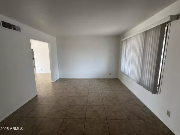 Tempe, AZ 85282,2312 E BALBOA Drive