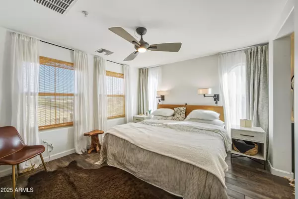 Gilbert, AZ 85233,240 W JUNIPER Avenue #1069