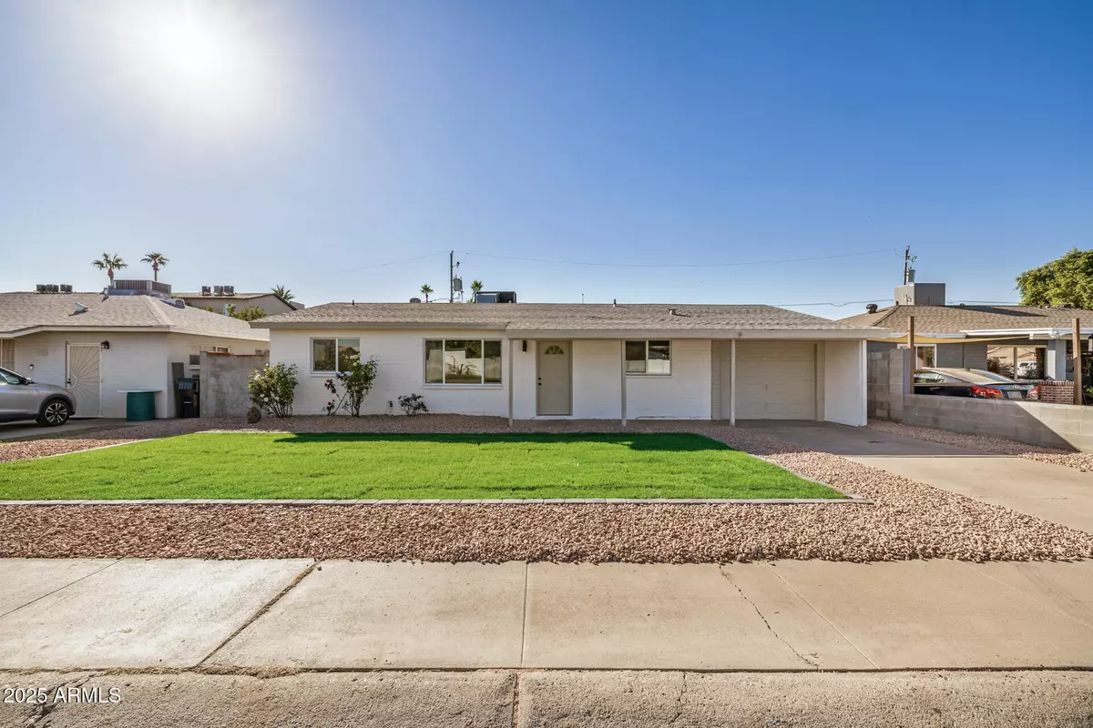 Phoenix, AZ 85015,3152 N 24TH Drive