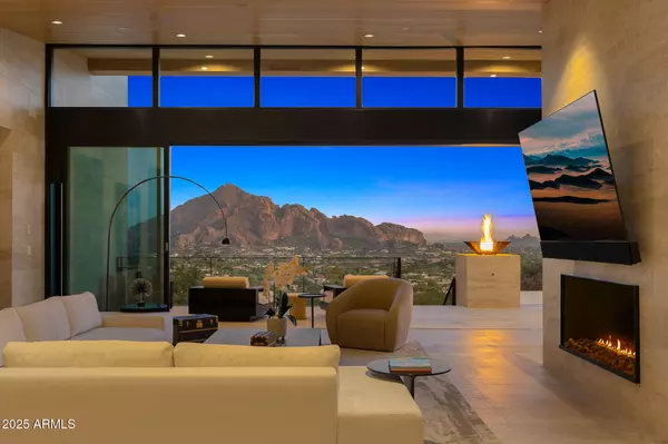 Paradise Valley, AZ 85253,7050 N 39TH Place