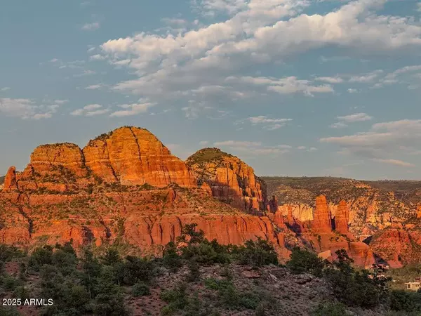 Sedona, AZ 86336,150 HILLTOP Road #13