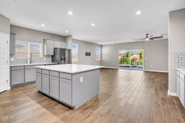 San Tan Valley, AZ 85143,36941 N ALEUTIAN Drive