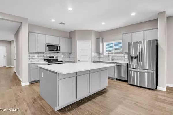 San Tan Valley, AZ 85143,36941 N ALEUTIAN Drive