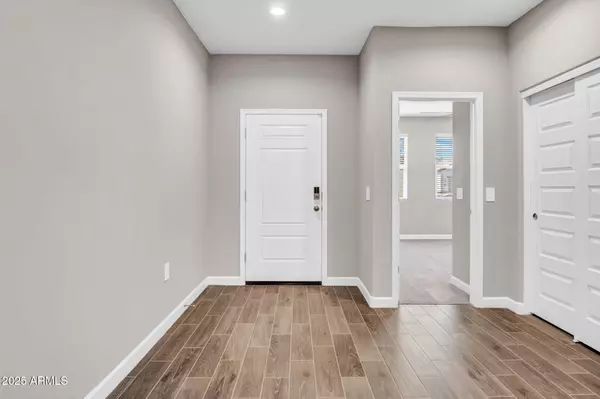 San Tan Valley, AZ 85143,36941 N ALEUTIAN Drive