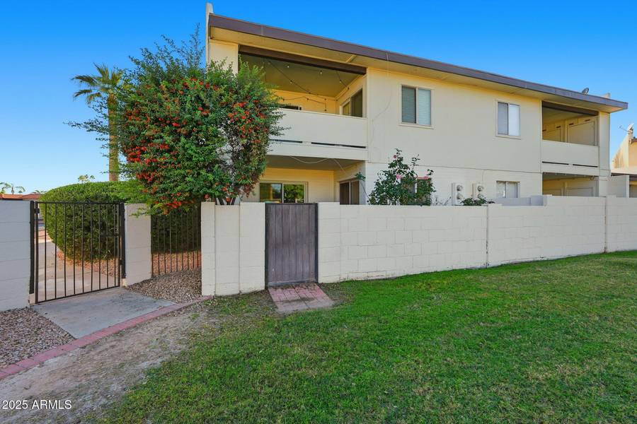 7708 E Sandalwood Drive #A, Scottsdale, AZ 85250