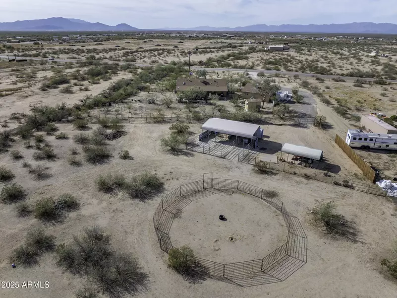 52019 N FOREPAUGH PEAK Road, Wickenburg, AZ 85390