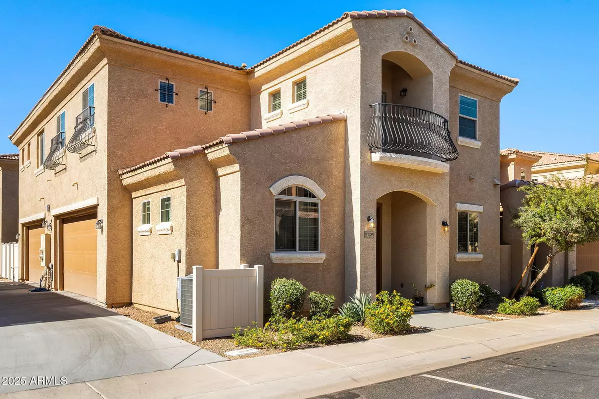 Mesa, AZ 85210,1367 S COUNTRY CLUB Drive #1285