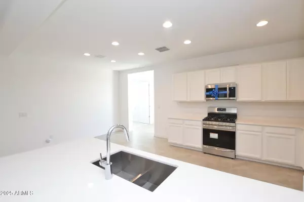 Glendale, AZ 85307,12617 W MORTEN Avenue