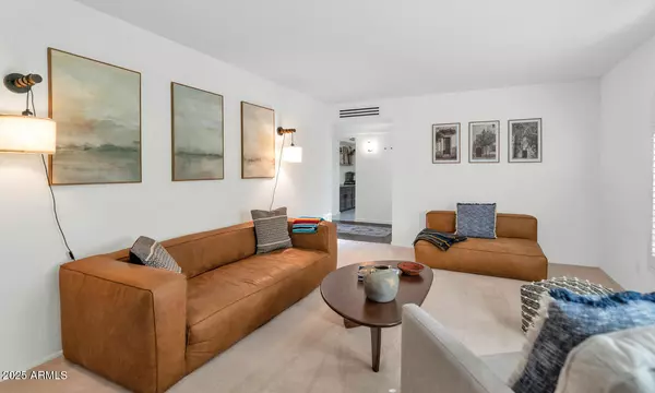 Phoenix, AZ 85032,3234 E LARKSPUR Drive