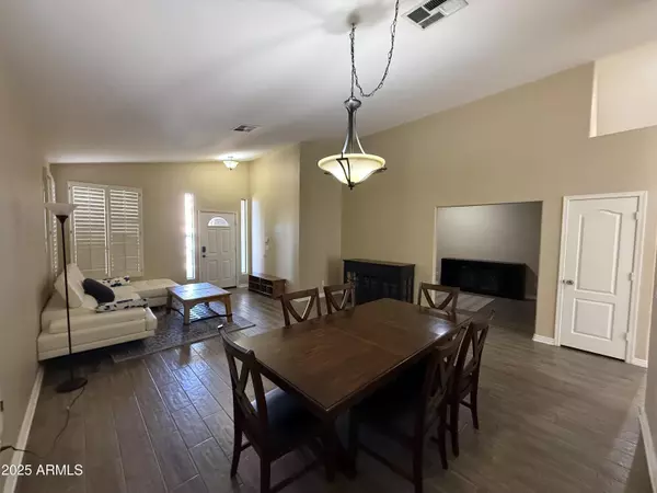 Phoenix, AZ 85032,3803 E GRANDVIEW Road