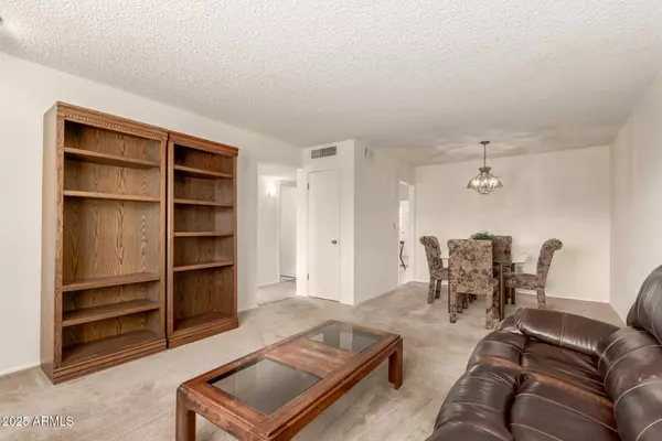 Sun City, AZ 85351,13642 N SILVERBELL Drive