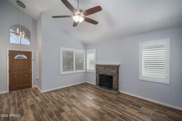 Tempe, AZ 85283,6820 S ROOSEVELT Street