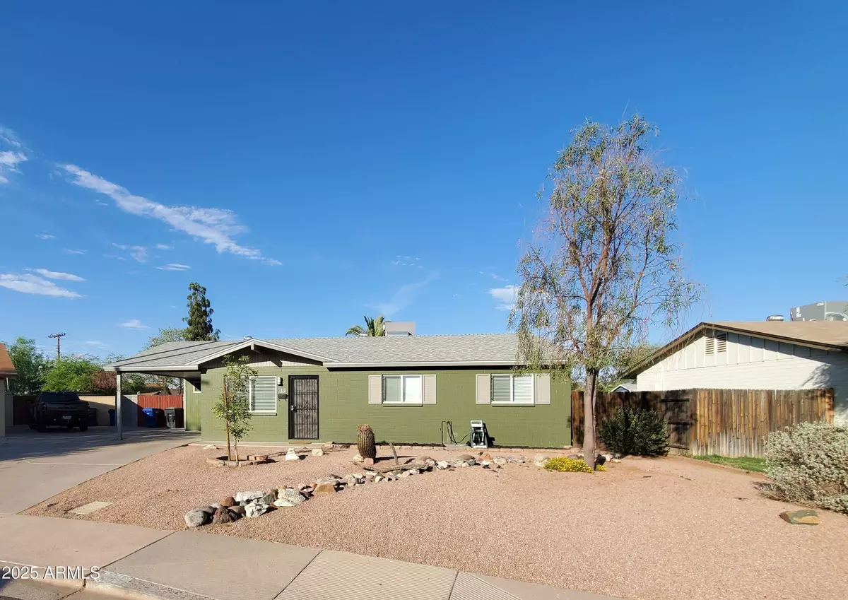 Mesa, AZ 85201,1022 W HICKORY Street